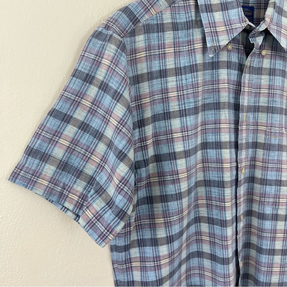 Pendleton Oceanside Plaid Short Sleeve Buttoned Down Collared Shirt - Picture 2 of 9